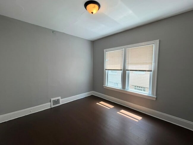 Building Photo - 3697 E 146th St