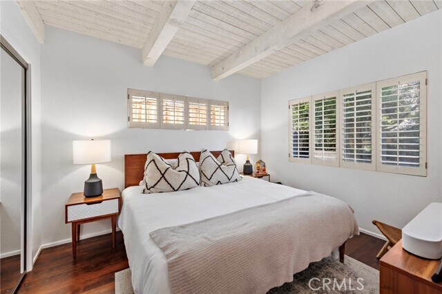 Building Photo - 25211 La Cresta Dr