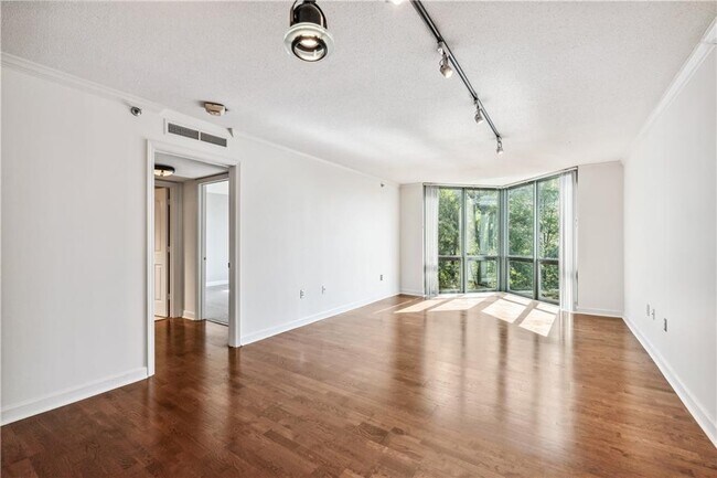 Building Photo - 2870 Pharr Ct S Northwest