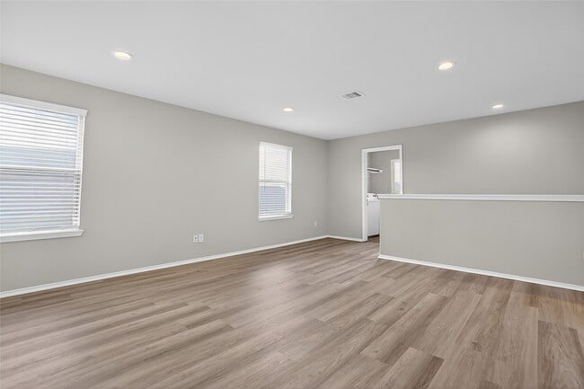 Building Photo - 16817 Pink Wintergreen Dr