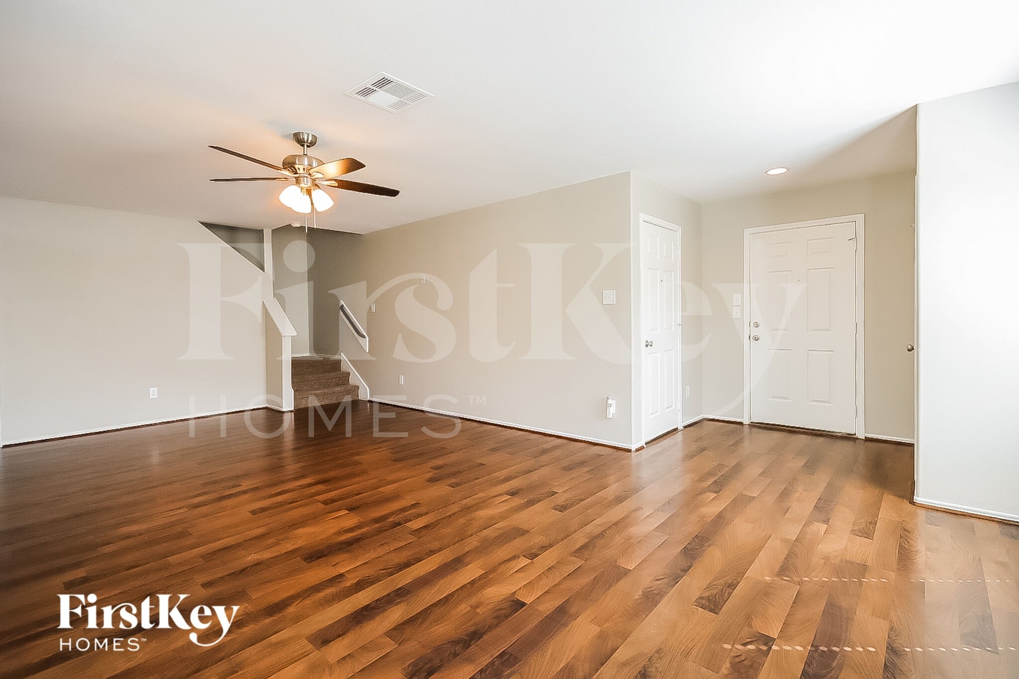 Building Photo - 1621 Perennial Ln