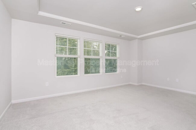 Building Photo - 2061 Caen St
