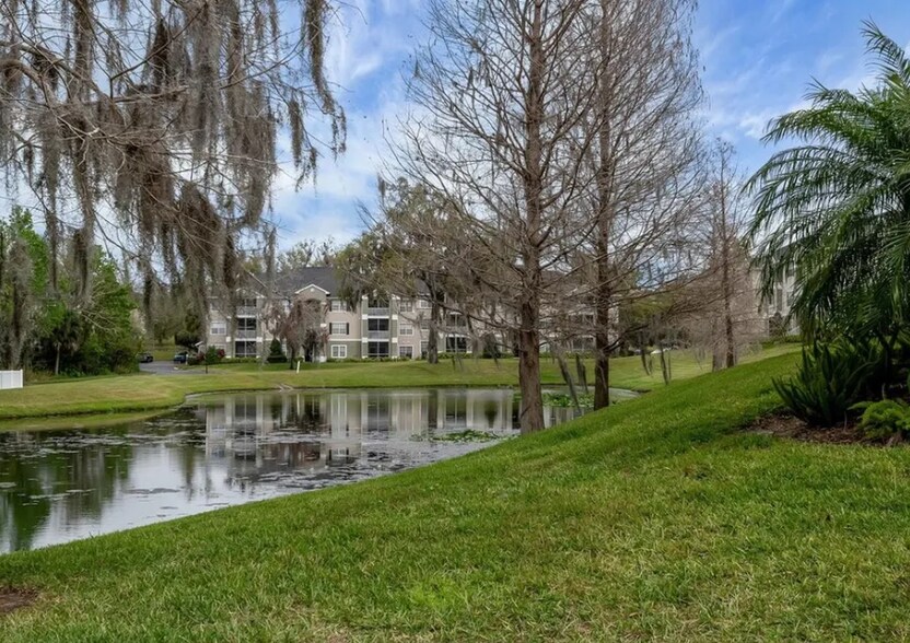 Building Photo - 4280 Summer Landing Dr