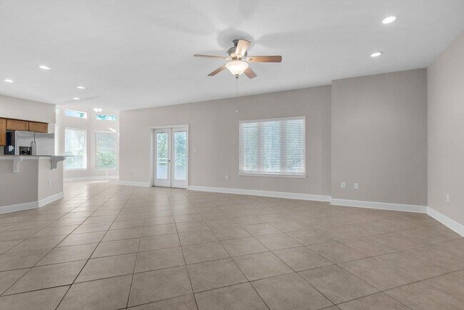 Building Photo - 119 Beal Pkwy SW