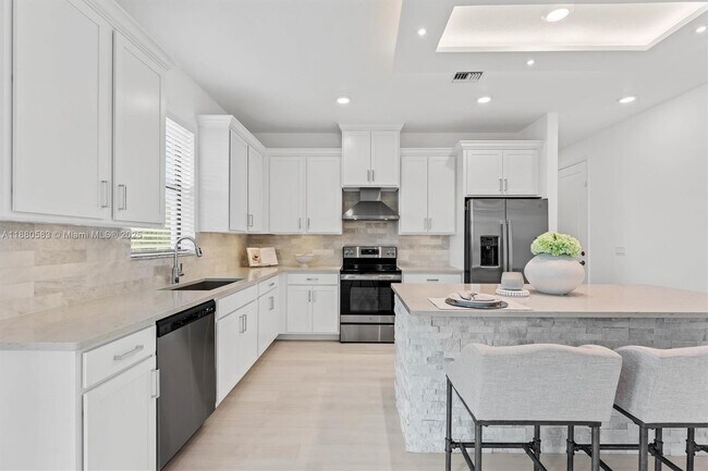 Building Photo - 3520 Haldin Pl