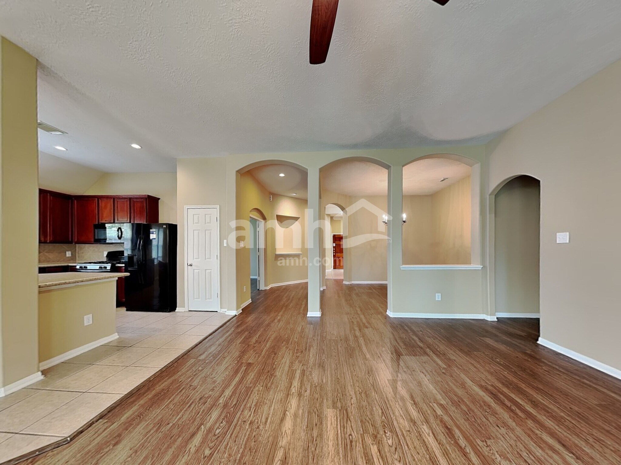 Building Photo - 7612 Misty Lake Ln
