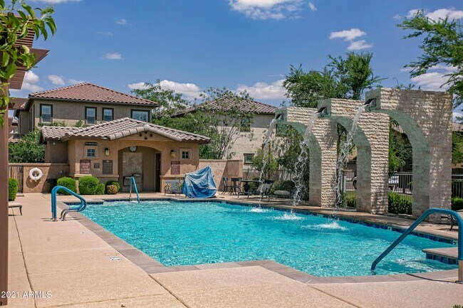 Building Photo - 4634 E Tierra Buena Ln