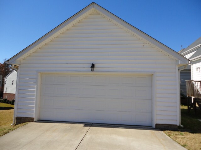 Building Photo - 113 Bally Shannon Way