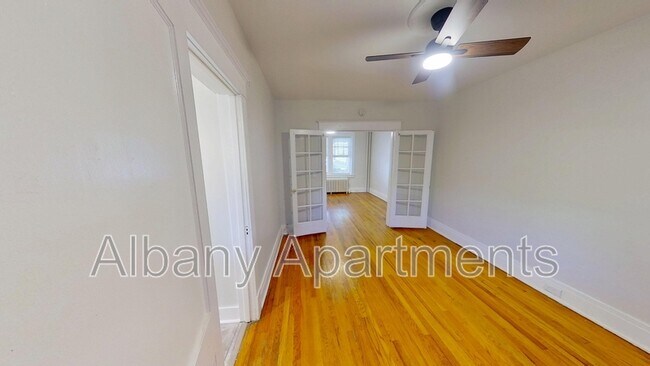 Building Photo - 568 Park Ave
