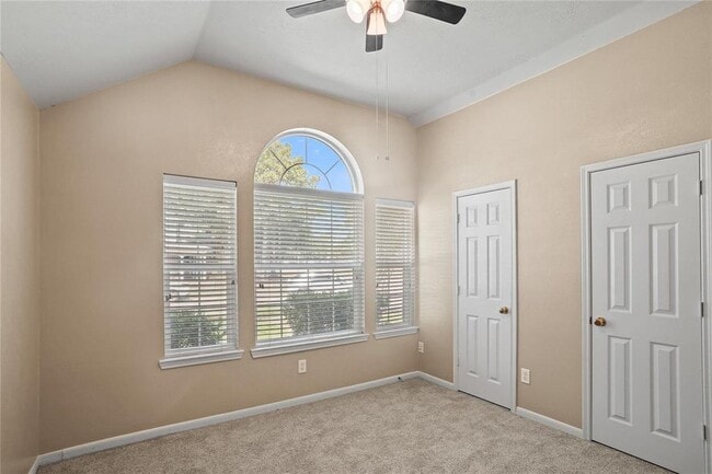 Building Photo - 8922 Green Castle Way