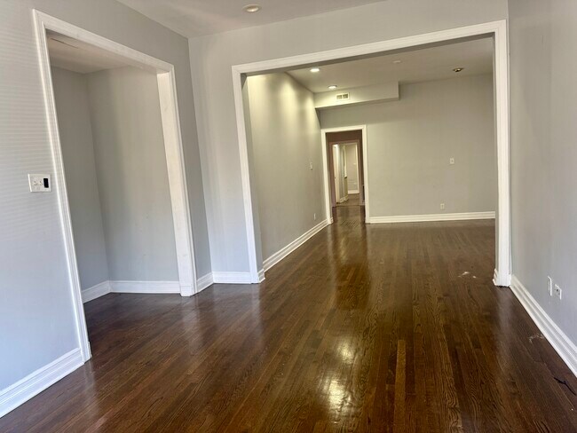 Building Photo - 1651 S Drake Ave