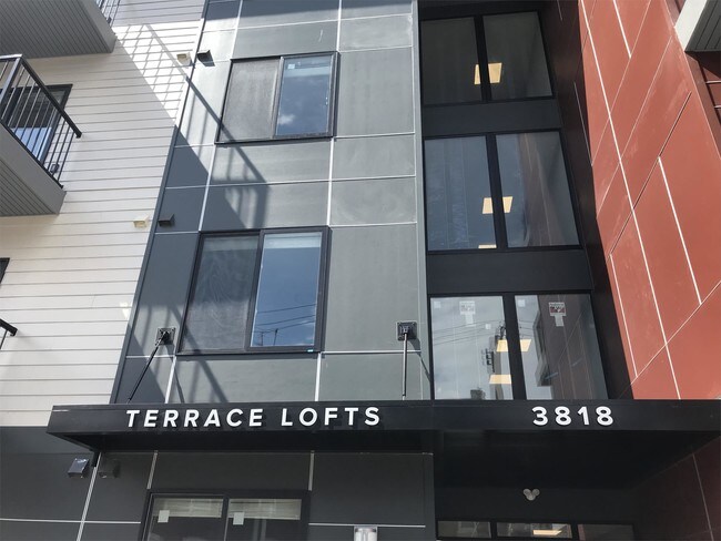 Building Photo - 3818 Terrace St