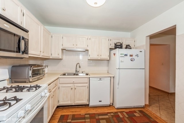 Building Photo - 7050 Brighton Ct