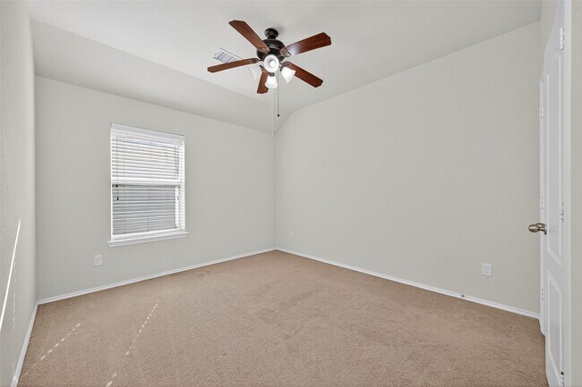 Building Photo - 21583 Rose Mill Dr