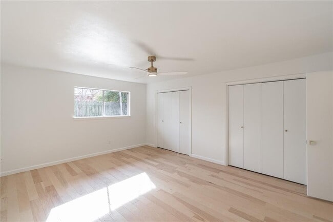 Building Photo - 5124 NW 19th Terrace