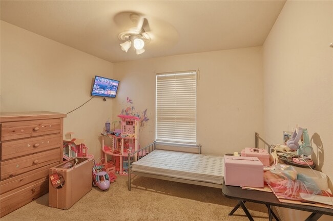 Building Photo - 3825 Cane River Rd