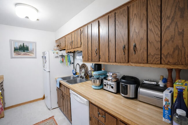 Building Photo - 1486 Stonebridge Cir
