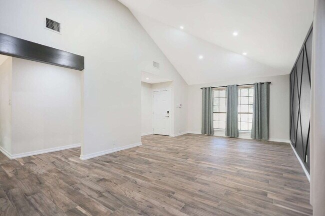Building Photo - Updated 3 Bed / 2 Bath One-Story Home in San Antonio – Glen Wood Subdivision