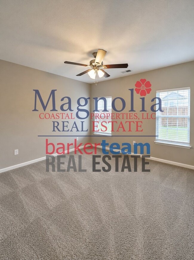 Building Photo - 3 Bedroom 2 Bathroom Home in Live Oak Subdivision - Richmond Hill