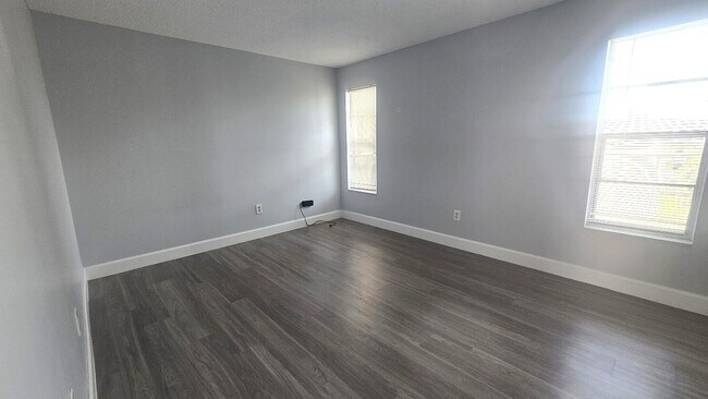Building Photo - 2800 NW 56th Ave
