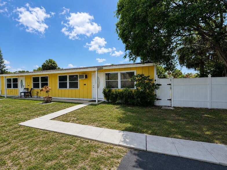 Building Photo - 8537 40th Ter N