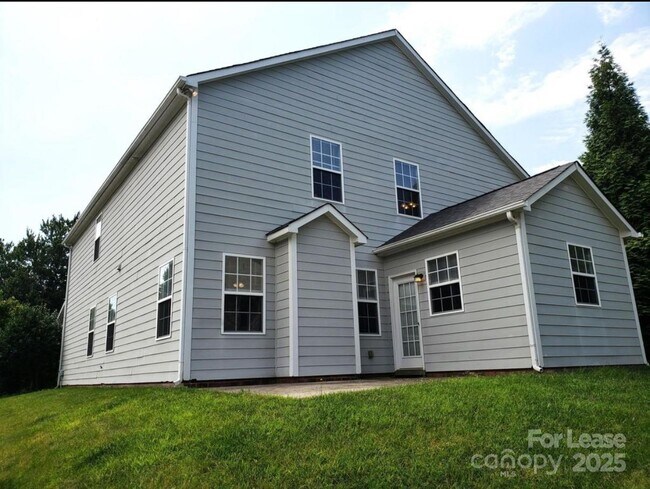Building Photo - 126 Cloister Ln