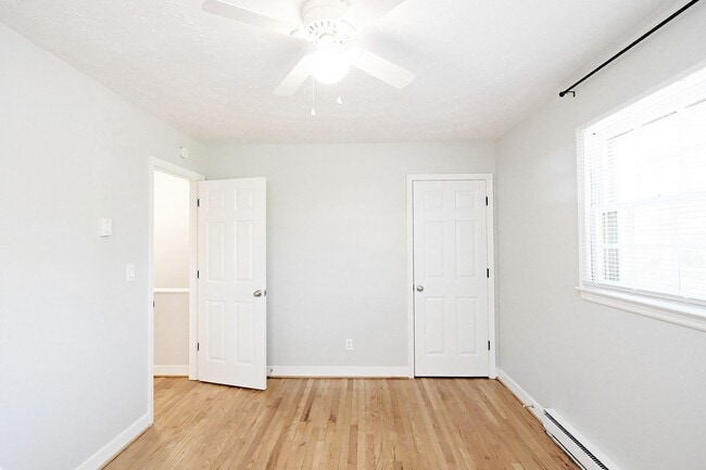 Building Photo - Nicely Updated Duplex Near UVA Medical Center