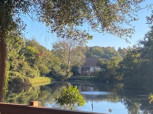 Building Photo - 1245 Lakefront Dr