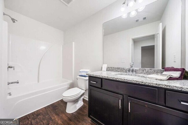 Building Photo - 7822 Canterbury Ct