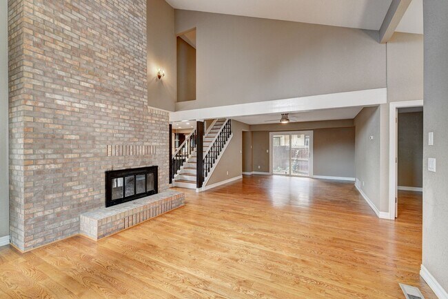 Building Photo - 3369 S Tulare Ct