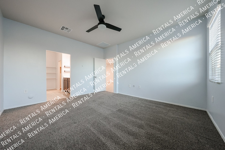 Building Photo - 36472 W San Capistrano Ave