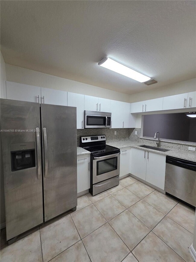 Building Photo - 11444 NW 48th Ln