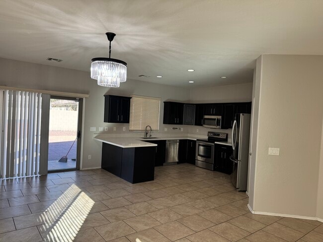 Building Photo - 8712 W Hammond Ln