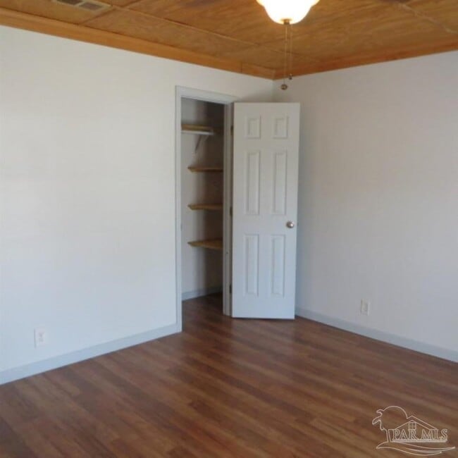 Building Photo - 525 W Gregory St