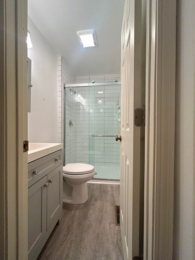 Building Photo - 280 Co Rd B