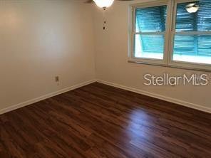 Building Photo - 712 Isleton Dr