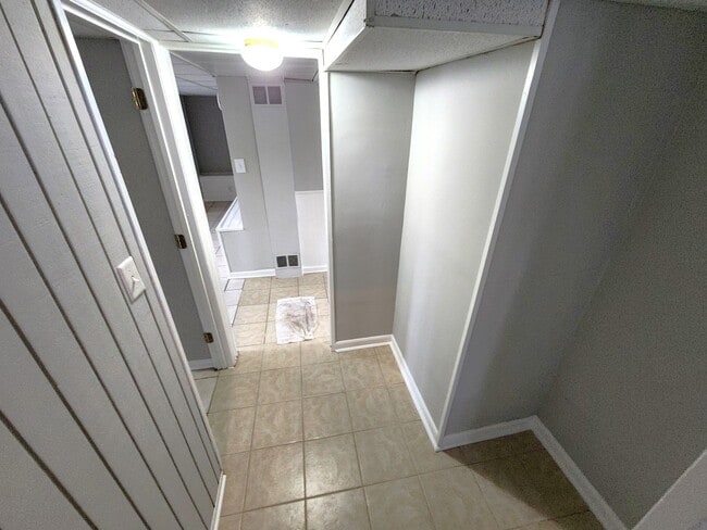 Building Photo - 365 Vandalia St