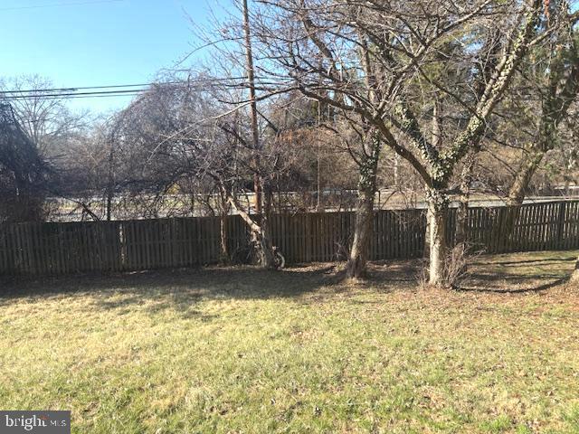 Building Photo - 1018 Willowleaf Way