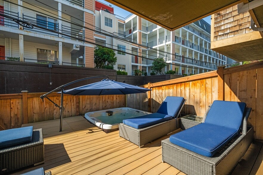 Building Photo - 931 N 35th St