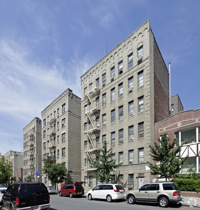 Primary Photo - 3433 Dekalb Ave
