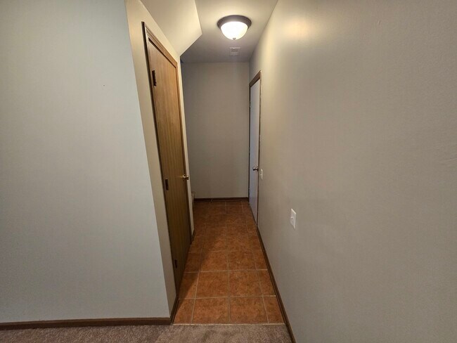 Building Photo - 2326 Dawson Ln