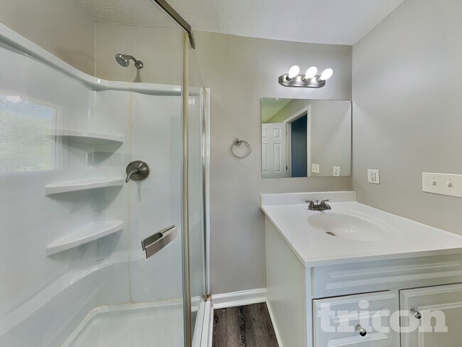 Building Photo - 868 Ashwood Crossing