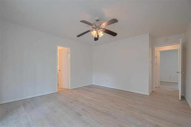 Building Photo - 1038 Red Rock Canyon Dr