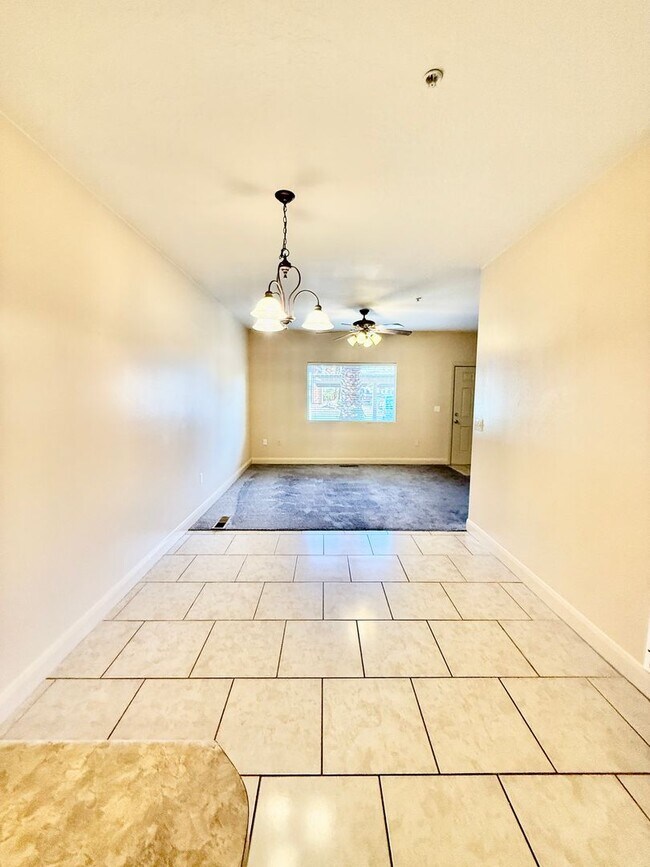 Building Photo - La Venita Condo #B3