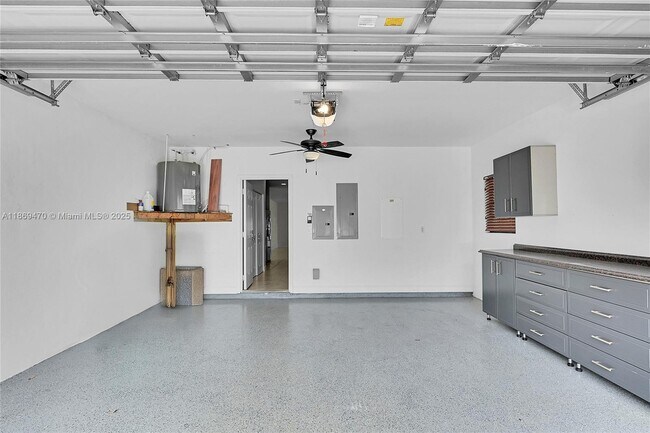 Building Photo - 4425 Hidden Harbour Terrace
