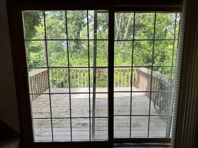 Building Photo - 1407 Oak Leaf Ln