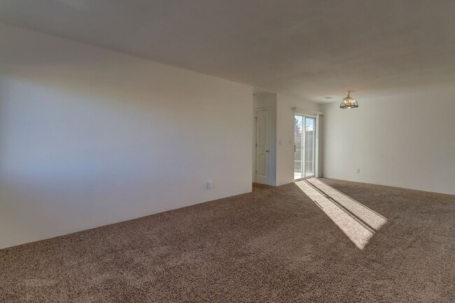 Building Photo - Home for Rent in Prescott Valley.