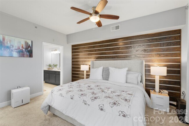 Building Photo - 1315 East Blvd