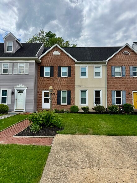 Building Photo - 106 Chukar Ct