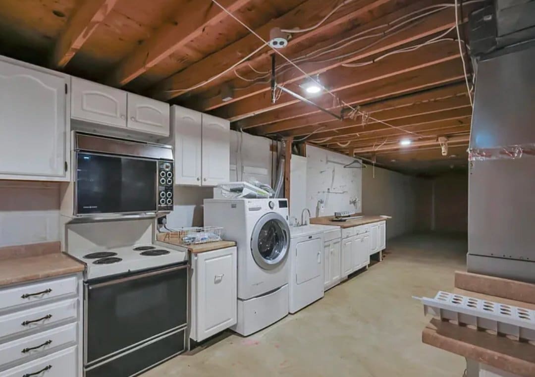 Building Photo - 18 Windmill Ct
